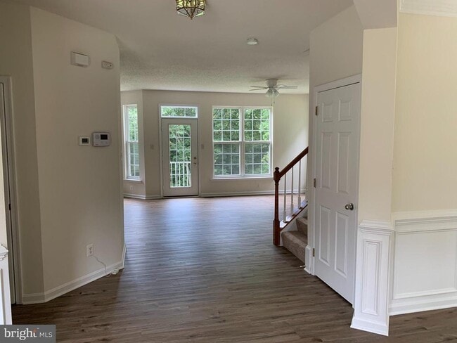 Building Photo - 9330 Tetotum Rd
