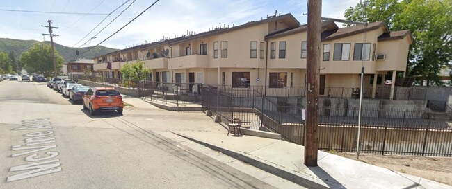 Foto del edificio - 10441 McVine Ave