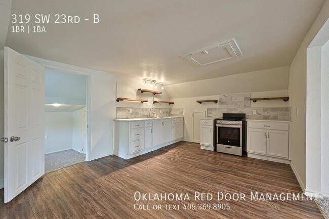 Foto del edificio - 319 SW 23rd St