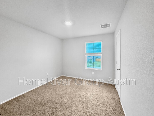 Building Photo - 6117 Montrelia Dr