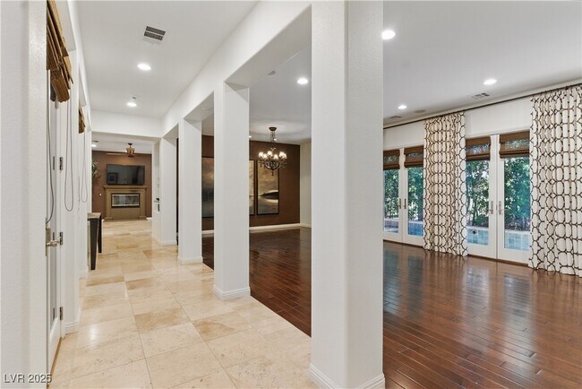 Building Photo - 12056 Royal Dolnoch Ct