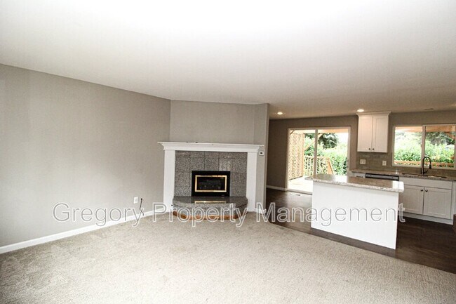 Building Photo - 12019 NE 138th Pl