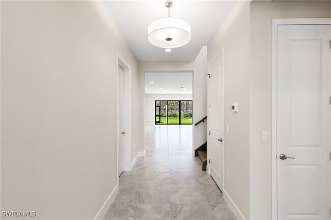 Foto del edificio - 21041 Teak Tree Ter