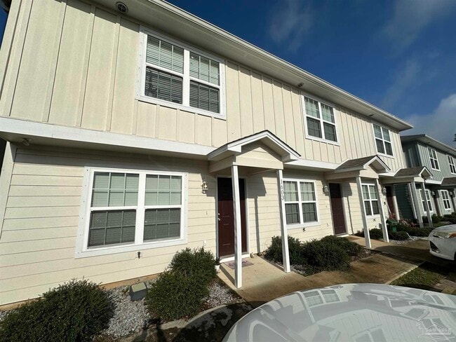 Building Photo - 150 S Crow Rd