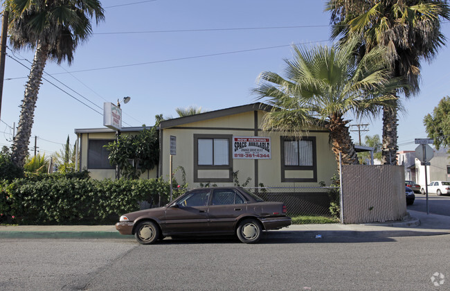 Foto del edificio - Orange Grove Trailer Park