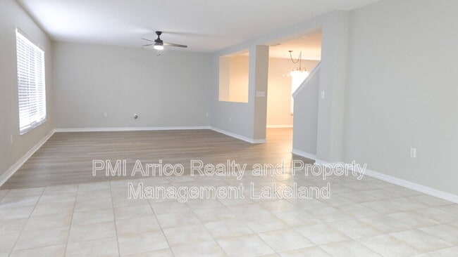 Building Photo - 6955 Lake Eaglebrooke Dr