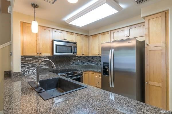 Building Photo - 92-1516 Aliinui Dr