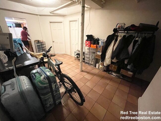 Building Photo - 1254 Commonwealth Ave