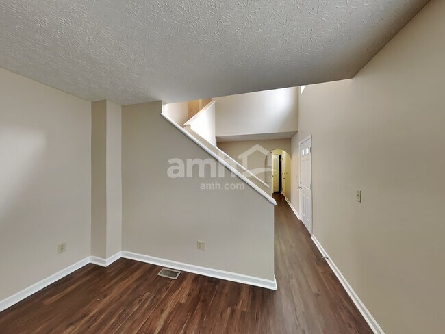 Foto del edificio - 6934 Crescent Boat Ln
