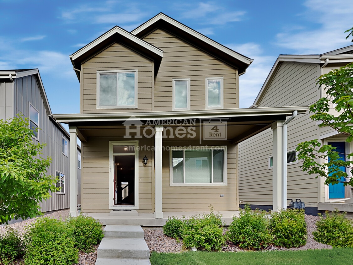 Foto principal - 4429 Crestone Peak Street