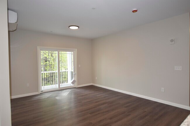 Foto del edificio - 217 Rockingham Rd