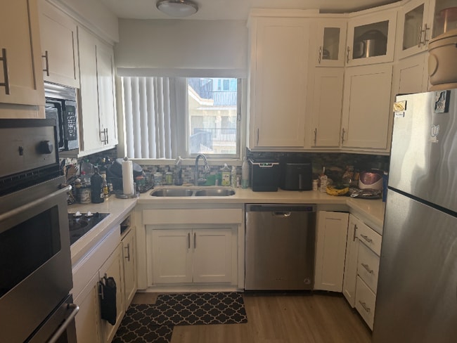 Photo - 123 California Ave Apartment