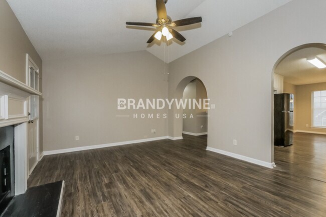 Foto del edificio - 265 Buffington Dr