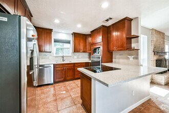 Building Photo - 16031 Birch Vale Dr
