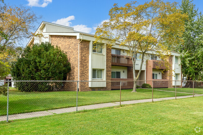 8 Unit Complex - Ramsgate Square Apartments