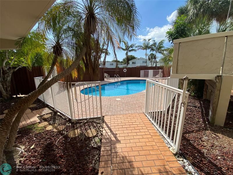 Foto principal - 3901 NE 21st Ave