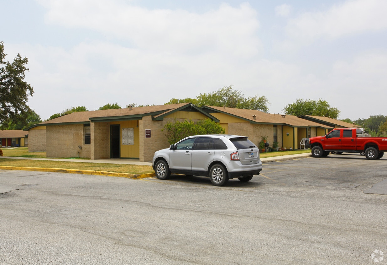 Building Photo - Brian Place Apartments