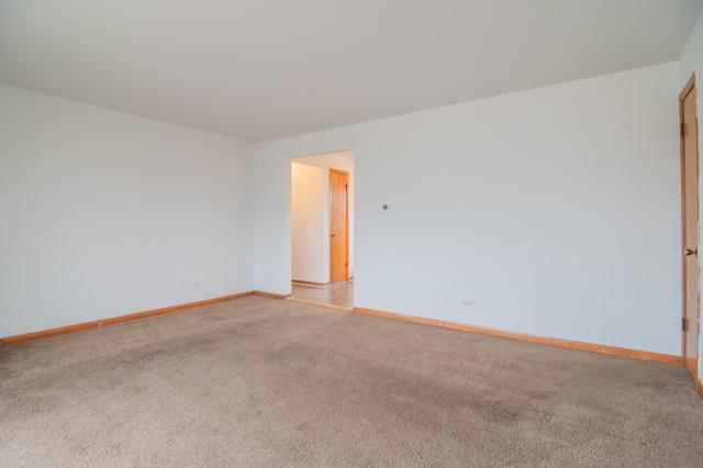 Foto del edificio - 2 bedroom in RIVERDALE IL 60827
