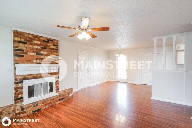 Foto del edificio - 136 Hillside Dr, Hendersonville, TN 37075