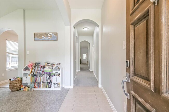 Building Photo - 18606 Walden Glen Cir