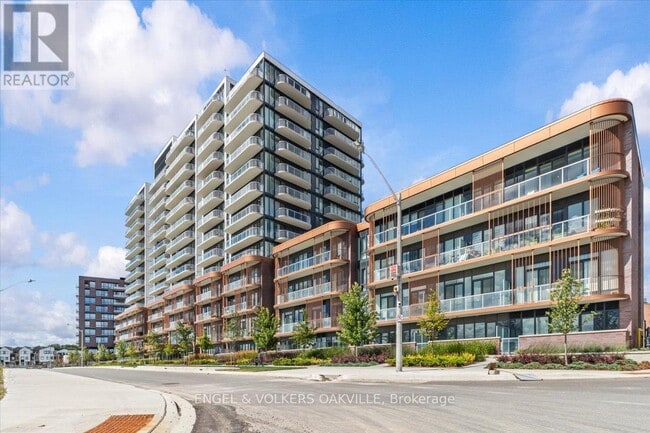 Photo du bâtiment - 220 Missinnihe Way