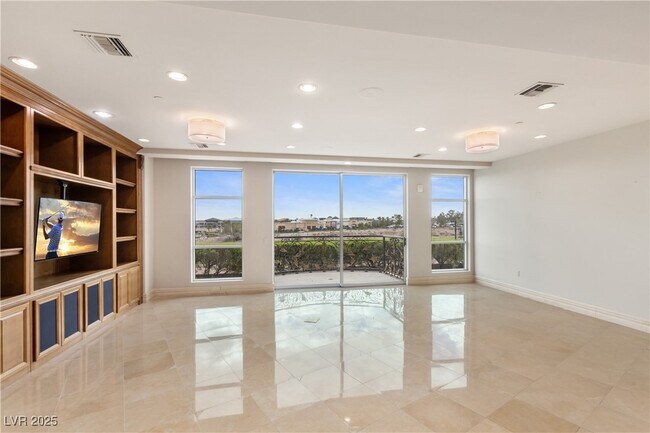Foto del edificio - 9101 Alta Dr