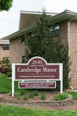 Building Photo - 33 Cambridge Ter