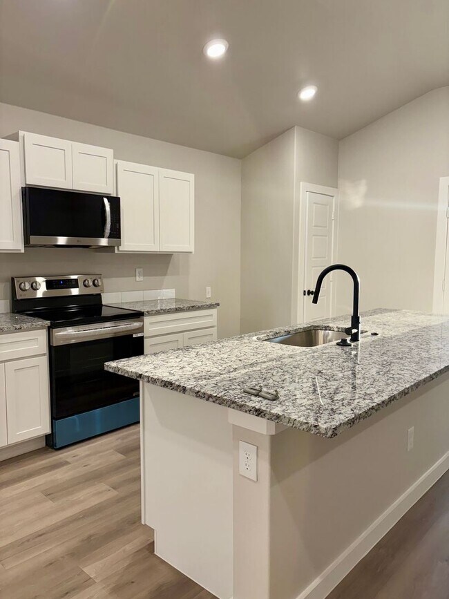 Foto del edificio - Comfort and Style Blend in Willowbend!