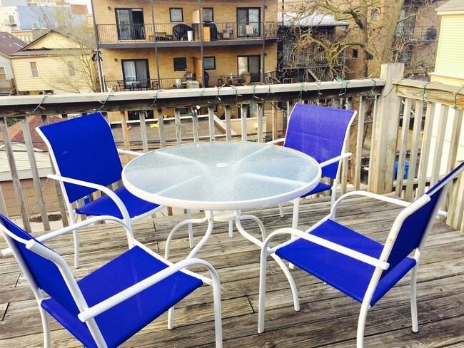 Foto del edificio - 1456 W Cortez St