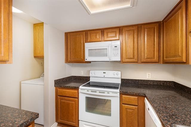 Building Photo - 1603 Marsh Ln
