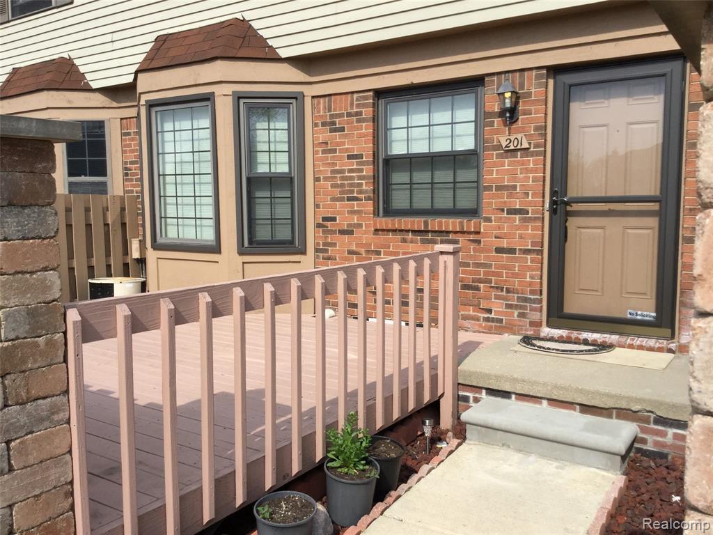 43449 Arbor Way W, Canton, MI 48188 Condo for Rent in Canton, MI