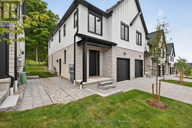 Photo du bâtiment - 1175 Riverbend Rd