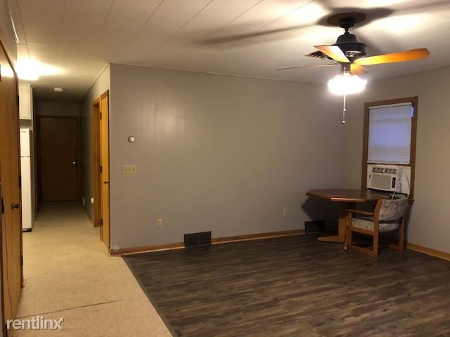 Primary Photo - 1 br, 1 bath Apartment - 103 1st Ave NE