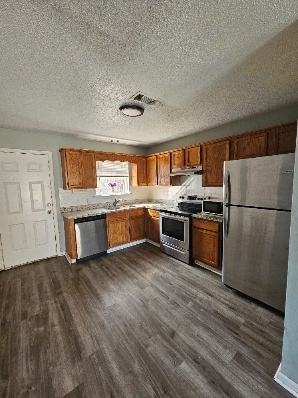 Building Photo - 1 Lilac St