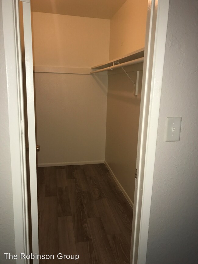 Building Photo - 4021 N 40th St