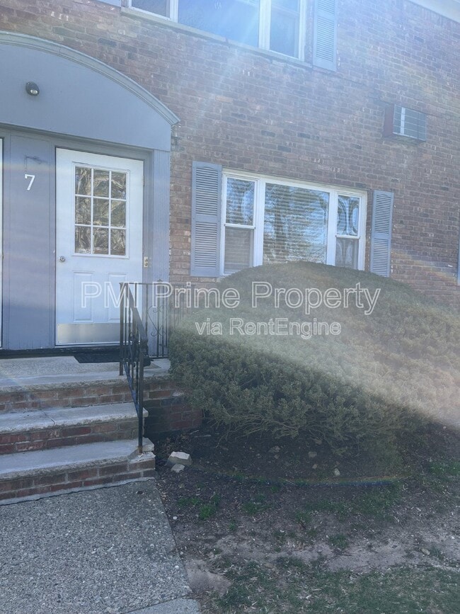 Photo - 7 Wedgewood Dr Apartment