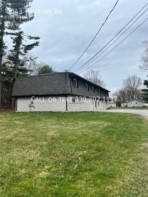 Building Photo - Completely updated 3 bedroom townhome - Gr...