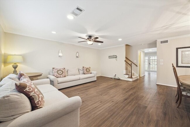 Building Photo - 6330 Briar Rose Dr