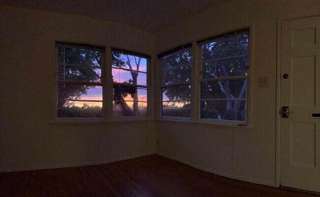 Living Rm at the Golden Hour - 1827 18th St