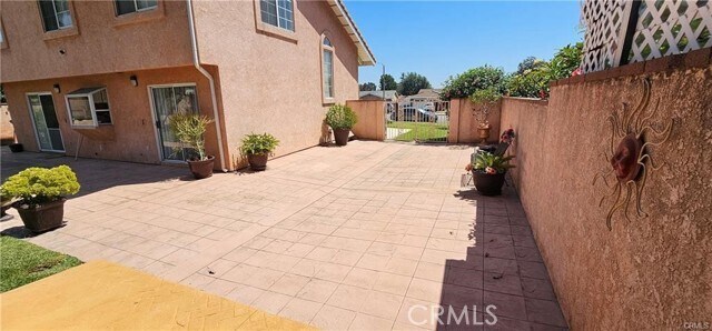 Foto del edificio - 4316 Granada St