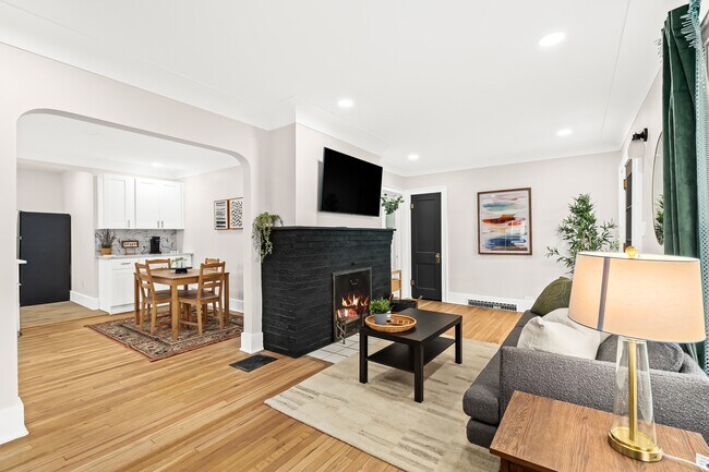 Foto del edificio - 5 Fairwood Blvd