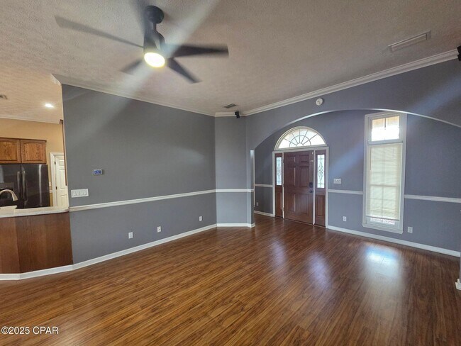 Foto del edificio - 5209 Hickory St