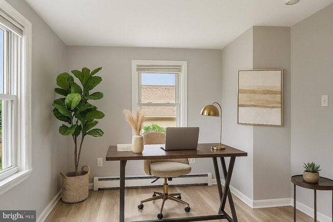 Building Photo - 134 S Main St