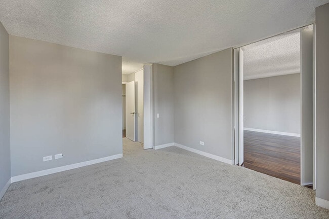 Building Photo - 118 W Chestnut St