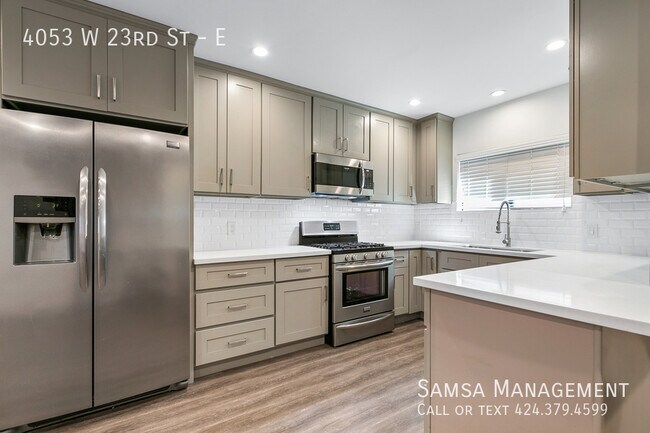 Foto del edificio - 4053 W 23rd St