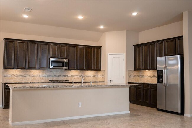 Foto del edificio - 4702 Preserve Park Dr