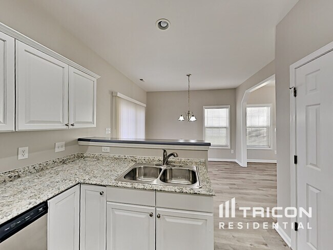 Building Photo - 1224 Sweetgrass St