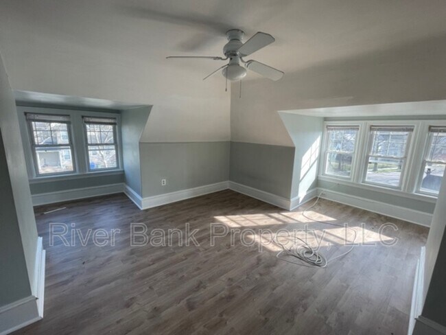 Building Photo - 745 Highland Avenue - C