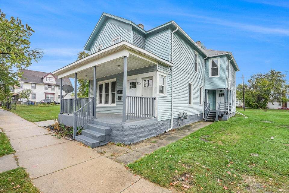 Primary Photo - 505 La Grave Ave SE