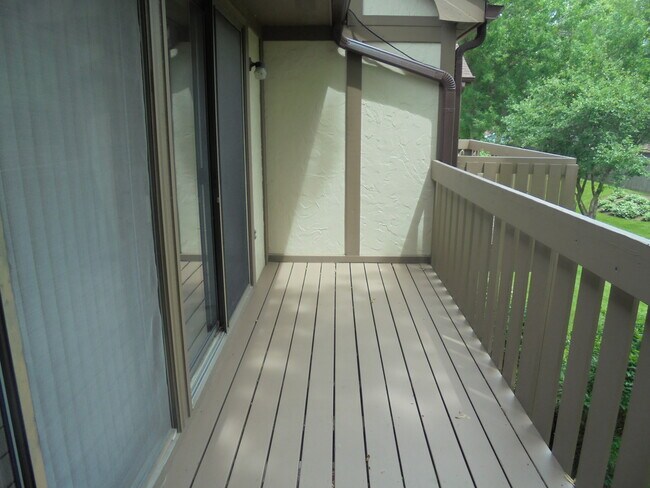 Foto del edificio - 4730 Calvert Dr